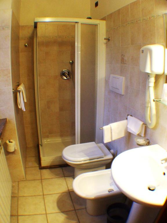 Bussoleno Hotel Isolabella מראה חיצוני תמונה