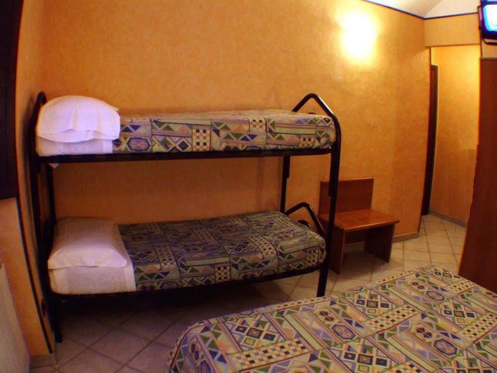 Bussoleno Hotel Isolabella מראה חיצוני תמונה