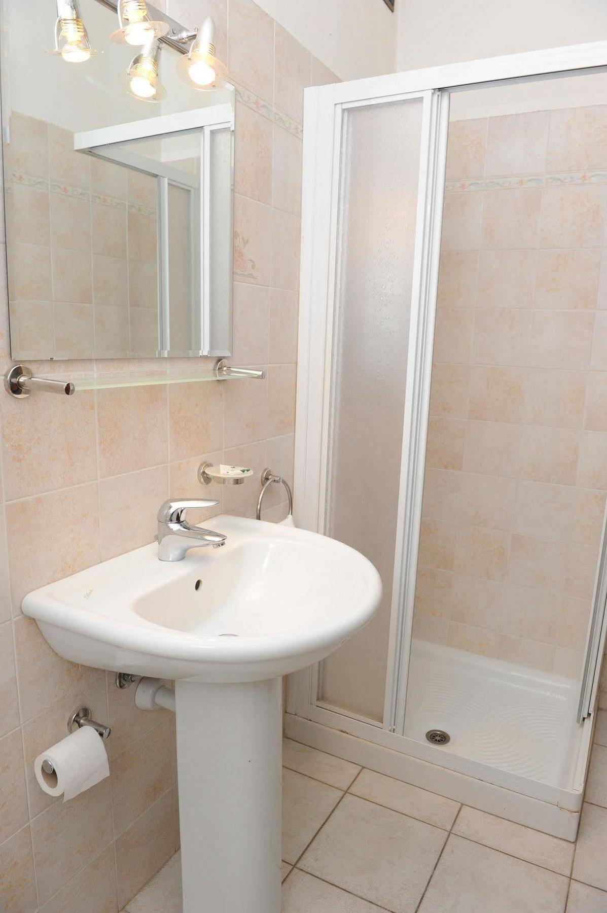 Bussoleno Hotel Isolabella מראה חיצוני תמונה